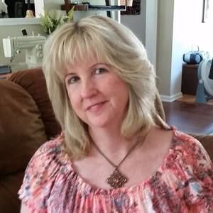 Meet your Posher, Debra